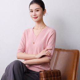 Spring/Autumn New V-Neck Pullover Half-Sleeve Thin Knit Top, Fashionable Versatile Women's Loose Slim Short Sleeve